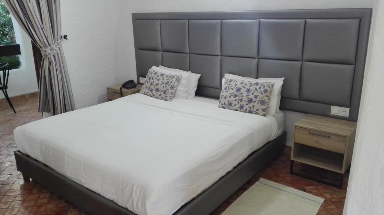 Hotel Mandy Tétouan Eksteriør bilde