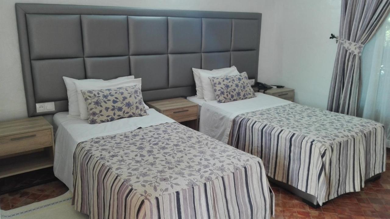 Hotel Mandy Tétouan Eksteriør bilde